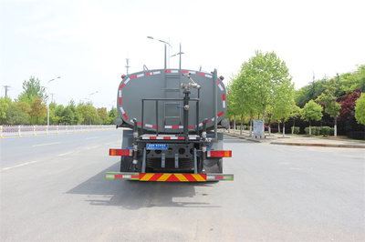 东风天锦后双桥22.3方洒水车产品介绍