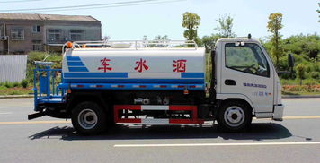专业解析 抚州市东风系列145环卫洒水车——湖北大力功能齐全免征环保，5吨洒水车价格全面分析